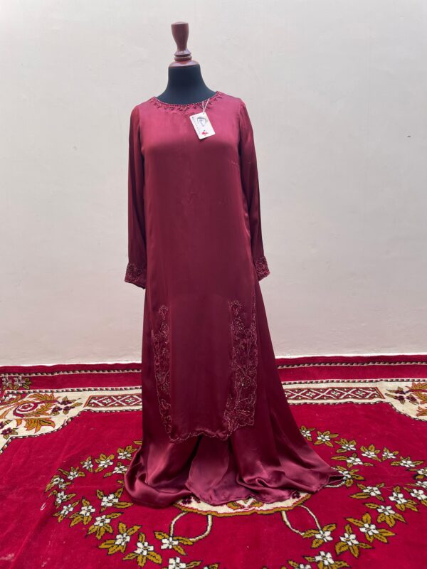 🌸 Maroon Tussle Silk Ensemble - Image 5