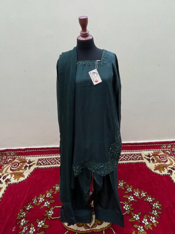 مہربانو - Image 4