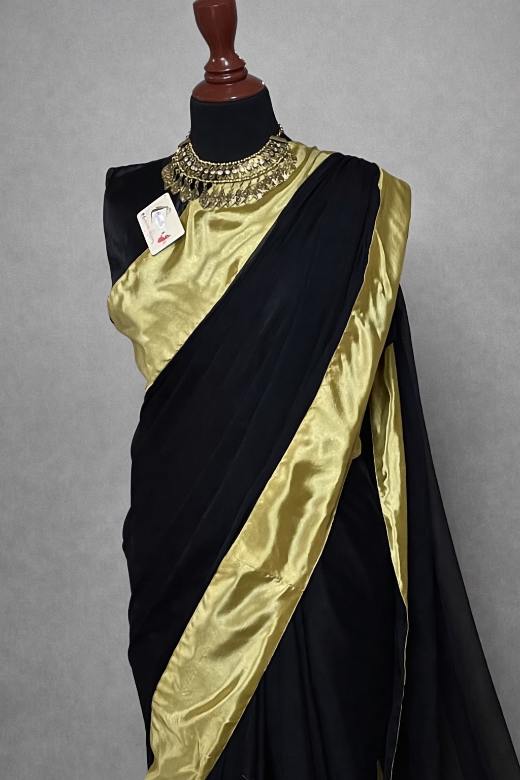 Golden Black Saree - Image 2